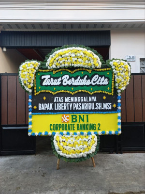 Papan Bunga Duka di Pejarakan